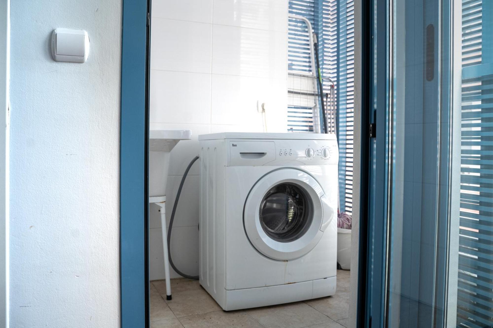 בנידורם Apartamento Cerca De La Playa מראה חיצוני תמונה